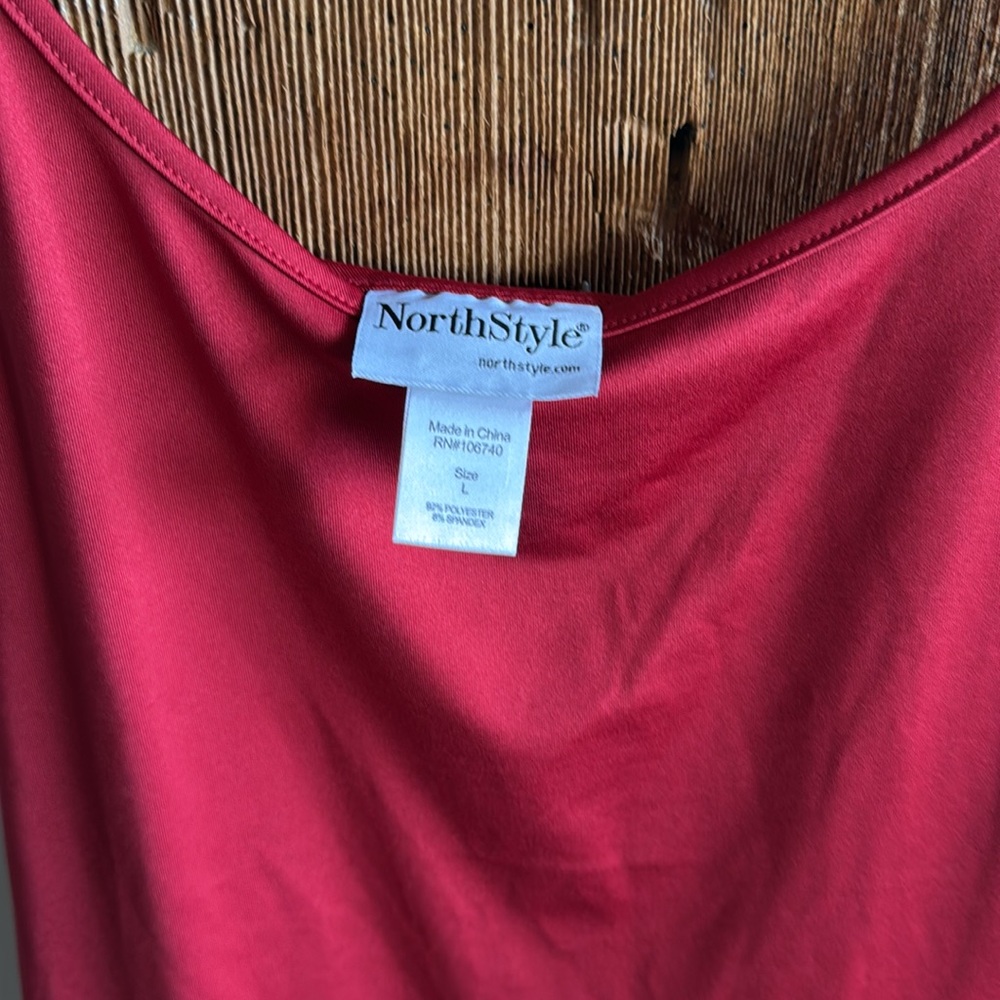 Red cami - Picture 3 of 3